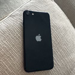 iPhone SE (2020) – Clean Condition – Unlocked – Ready to Use