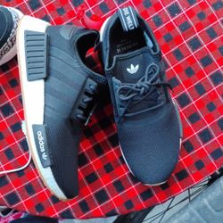 Adidas NMD_R1 sneaker Size7