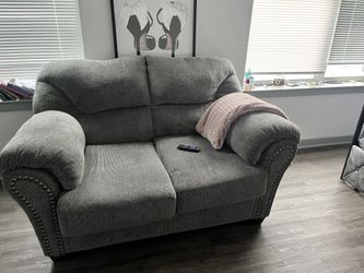 Grey Love Seat And Sofa 3 Seater