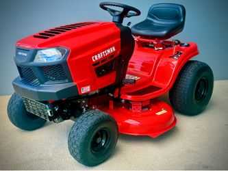 Brand new  Craftsman T110 42-in 17.5 - HP Single cylinder Gas Lawn tractor