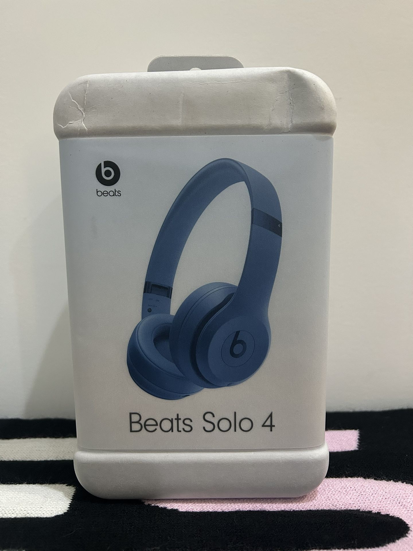 Beats Solo 4 