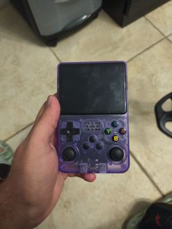R36S Gaming Console