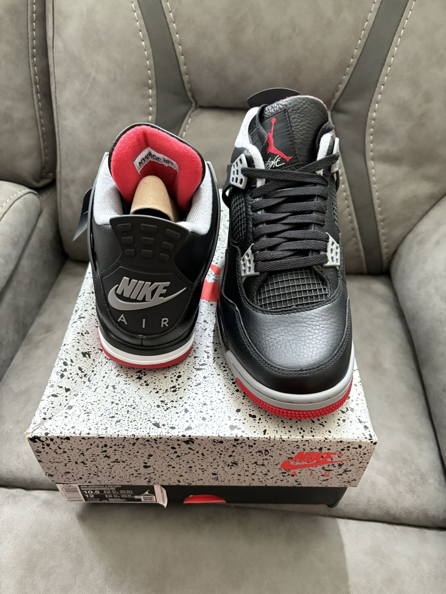 Air Jordan 4 Retro