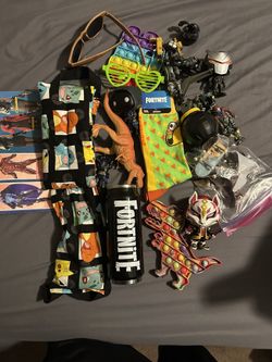 Fortnite Toys, Socks, Cup, Tech Deck Skateboards