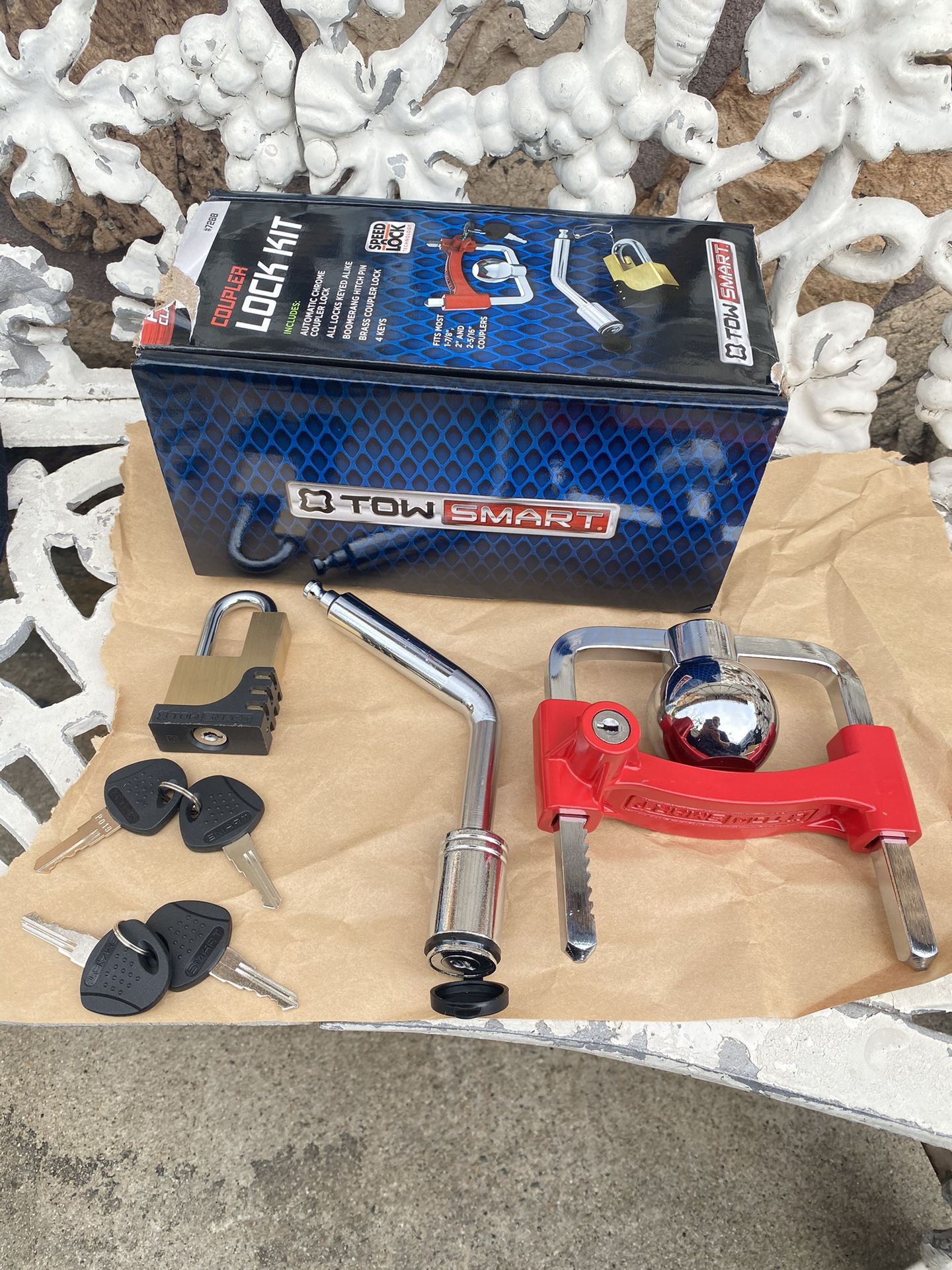 TowSmart 7288 Anti-Theft Coupler Lock Kit with 4 Keys