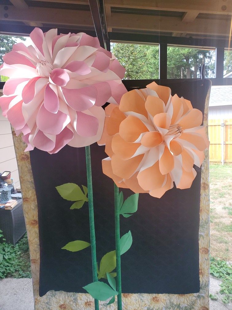 Beautiful Giant Dahlia Cardstock Standing Flowers Handmade 