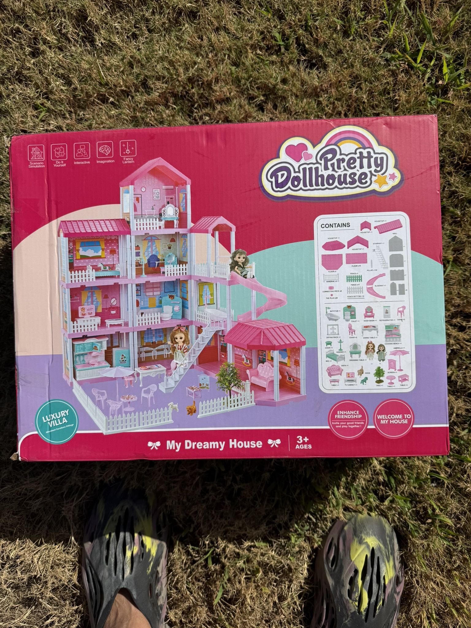 Pretty Lil Dollhouse