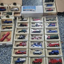 Limited  Edition  Collection 1996 Commemorative  Series  Cheveron  Toy Trucks  In Original  Box In Preston  Condition  OBO