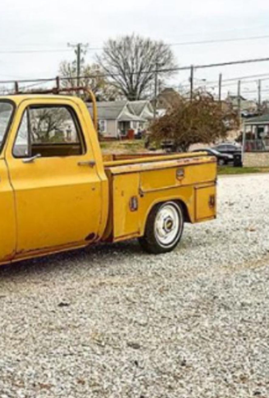 C10 UTILITY BED SQUARE BODY FENDER TOOL BOX TRUCK STEP SIDE