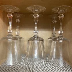 Set Of 6 Wine Glasses 