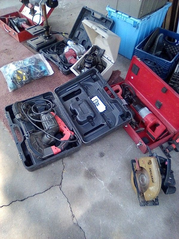 Tools And Goods Sale. Sun.Mon.Tue.