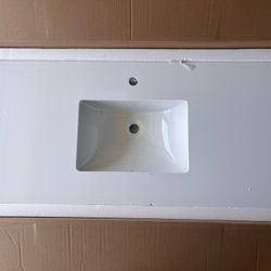 Quartz Vanity Top With White Sink