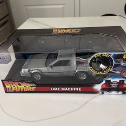 NEW Jada 31468 Back to the Future pt II TIME MACHINE 1:24 Die-Cast w/ Lights