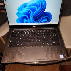 Dell XPS 13 9360 13.3 Core i7 8gb Ram 256gb Ssd Touchscreen 