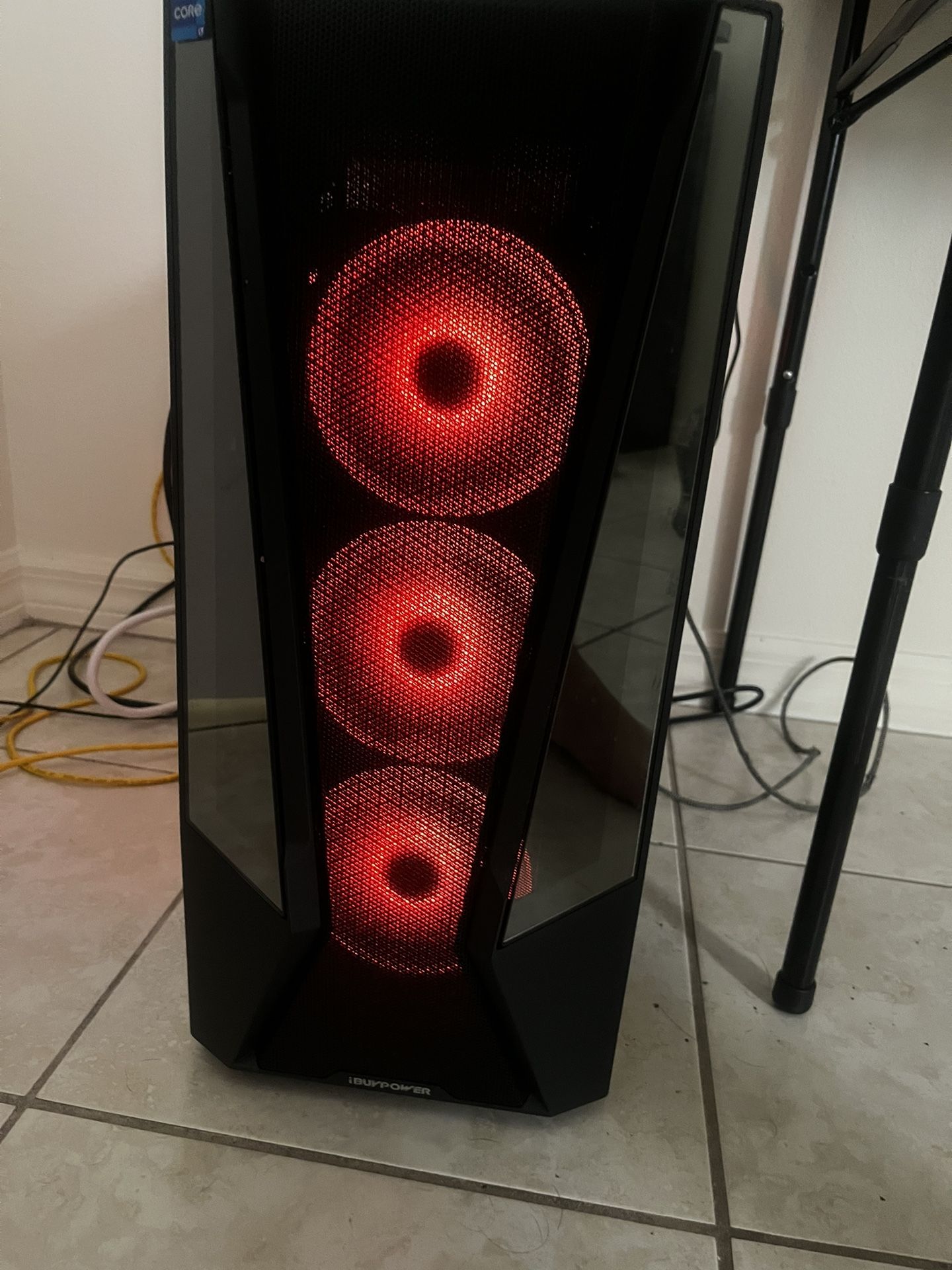 PC SETUP BARELY USED
