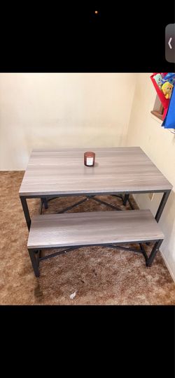 Dinning room table