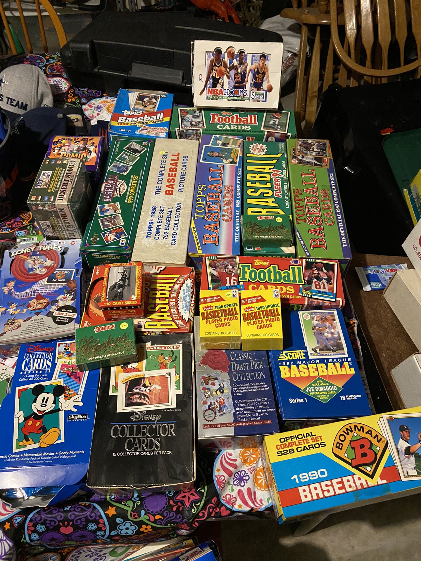 Trading cards lot (baseball,basketball,Football etc.)