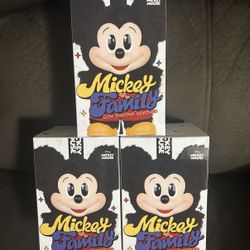 Mickey Family Cute Together Keychain