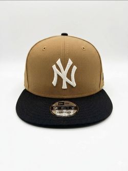 New Era 9FIFTY New York Yankees Two-Tone Snapback Hat (Tan / Black)