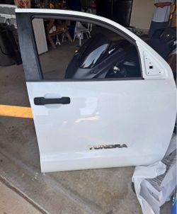 Toyota tundra passenger side door