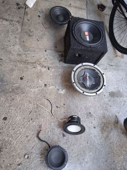 Two 12" subs.. One 10" sub... One 4" mini sub