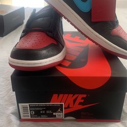 Nike Air Jordan 1