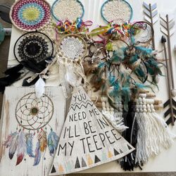 🪶 ☀️ Dream Catchers & Navajo Decor  🪶 🌵 