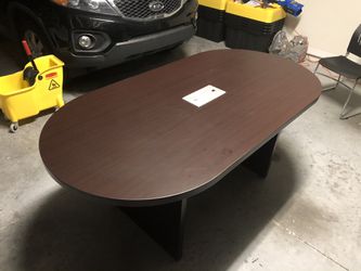 OFFICE CONFERENCE TABLE OVAL