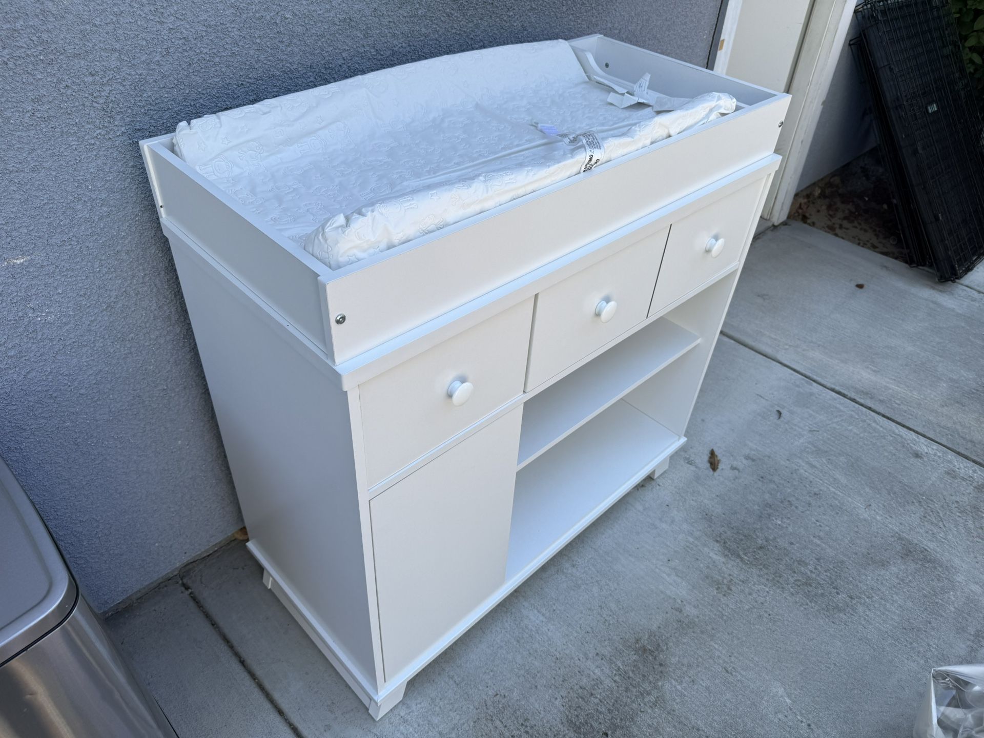 Like New - Nursery Dresser + Changing Table and Pad