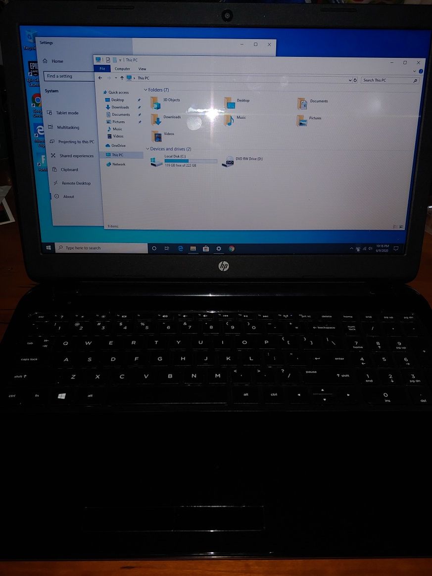 HP Notebook 15-r018dx 8GB,256GB SSD