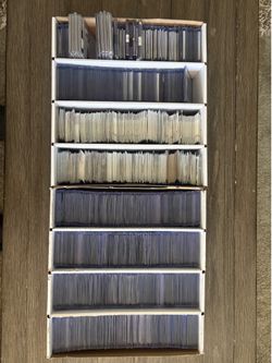 Over 2k sports cards (autos, #,mem, rc,colors)