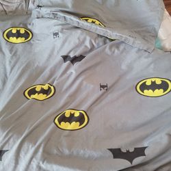 Batman Duvet (Queen) And Batman Hooks