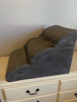 Dog steps for the bed