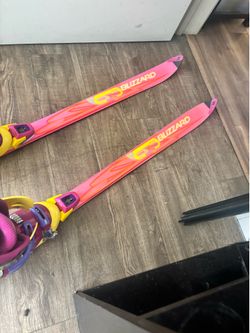 Skis