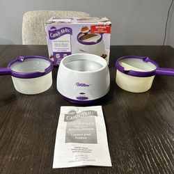 Wilton Candy Melts Candy and Chocolate Melting Pot set