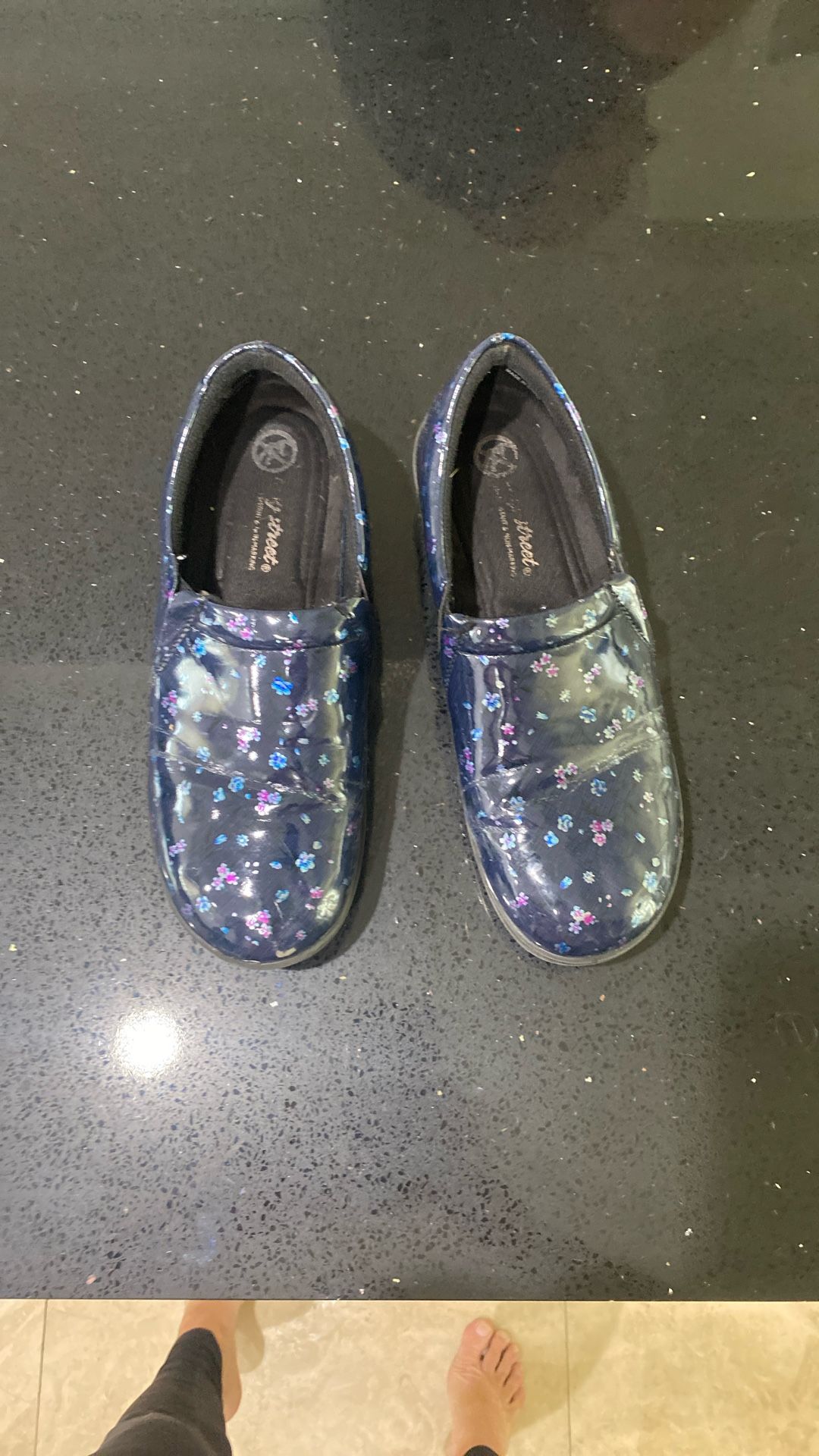 Rain Shoes Ladies Size 8