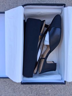 Women Chanel Slings size 8