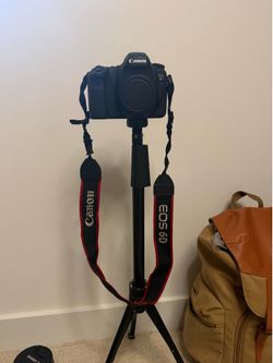 Canon complete set with two lenses/backpack/accessories/camera stand/etc