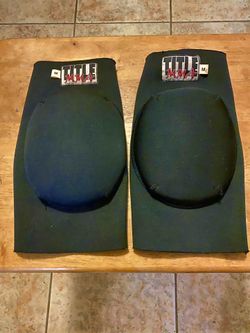Title Boxing (knee Protector ) Medium 