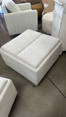 Henredon Sona Fabric Storage Ottoman with Reversible Wood Tray Tops