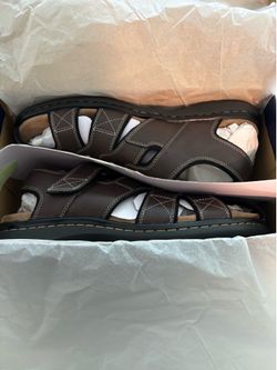 Dockers size 12 sandals
