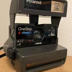 Vintage Polaroid OneStep Closeup Camera