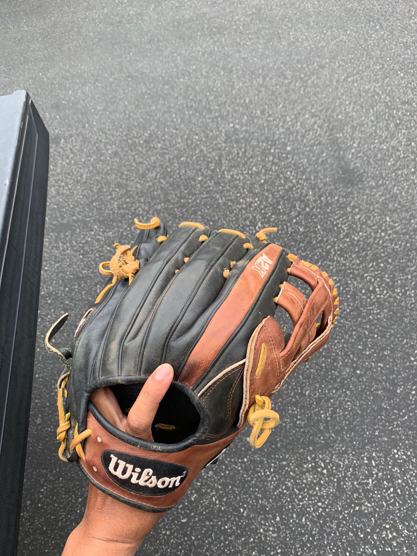 Wilson A2K Baseball / Softball Glove