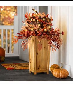 Members Mark 32” Pre-Lit Harvest Berry Topiary Brand New in Box