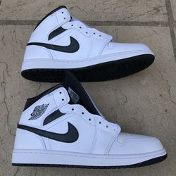 New Nike Air Jordan 1 Mid White Black Panda Shoes Men’s 9.5 10