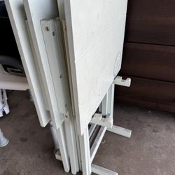 Foldable Tray tables  