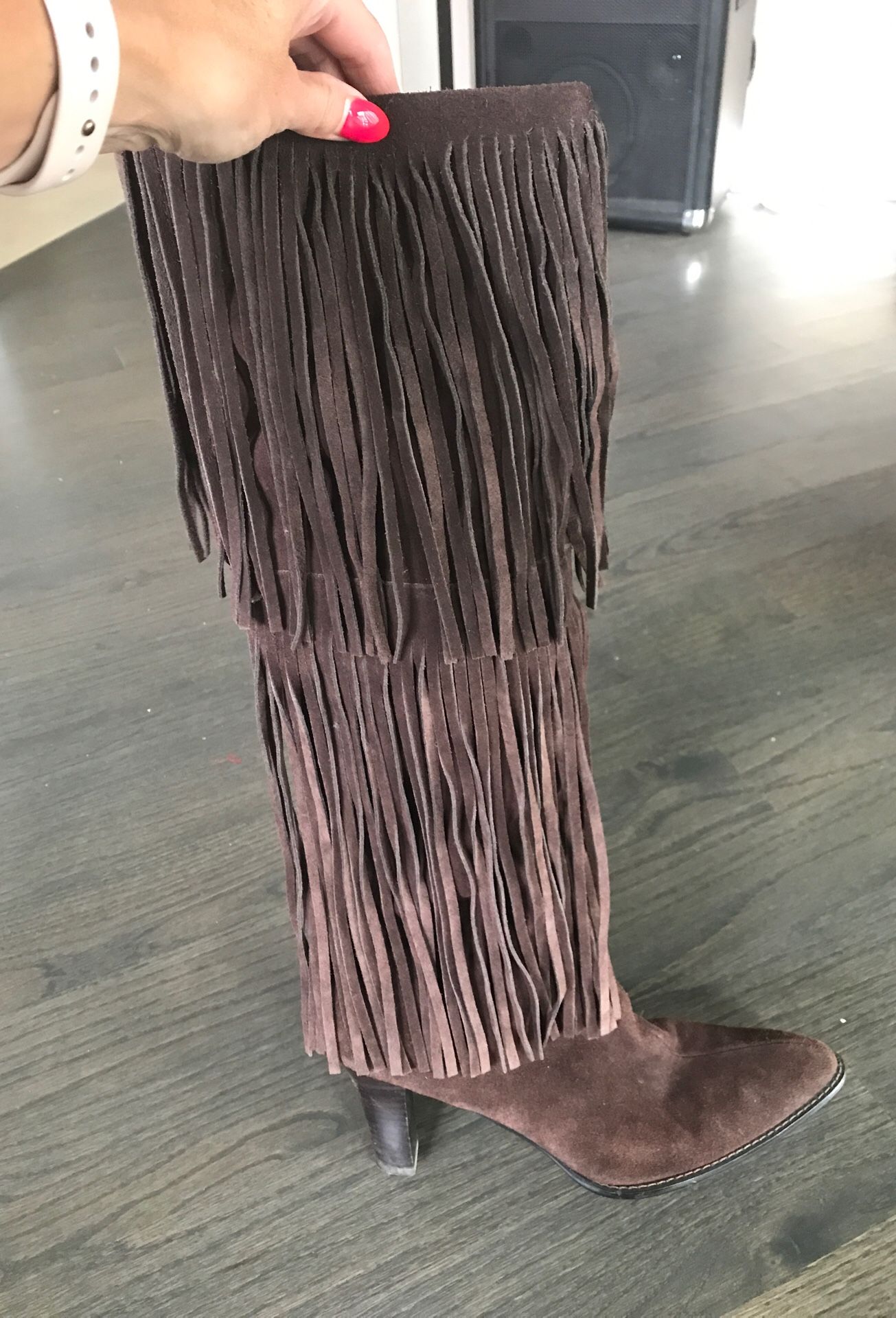 Women’s fringe suede boots - size 10