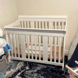 Convertible Crib