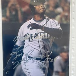 Ken Griffey Jr. (HOF) 8x10 Autograph Photo With COA $189