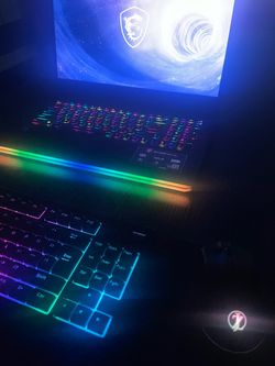 MSI Raider Gaming Laptop 1TB + 500GB + 256GB